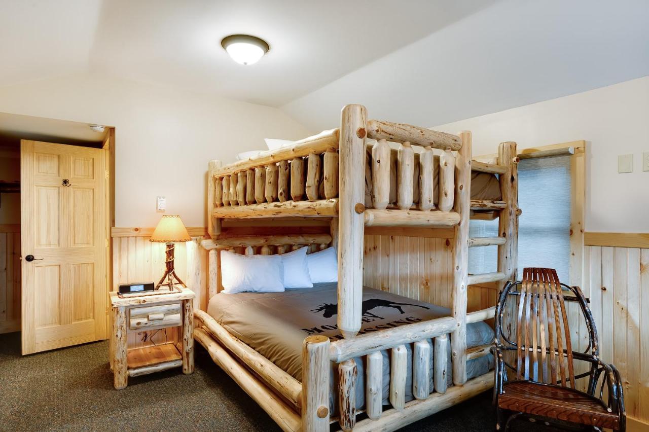 Cobble Mountain Lodge لايك بلاسيد المظهر الخارجي الصورة