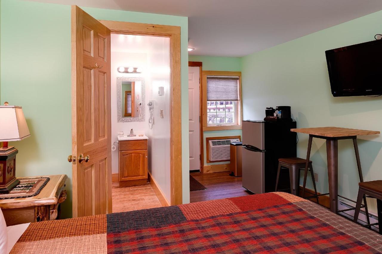 Cobble Mountain Lodge لايك بلاسيد المظهر الخارجي الصورة
