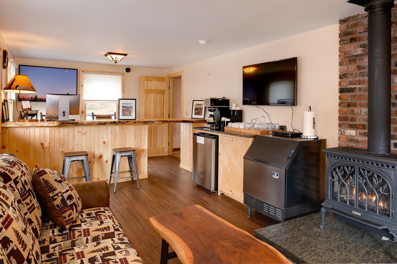 Cobble Mountain Lodge لايك بلاسيد المظهر الخارجي الصورة