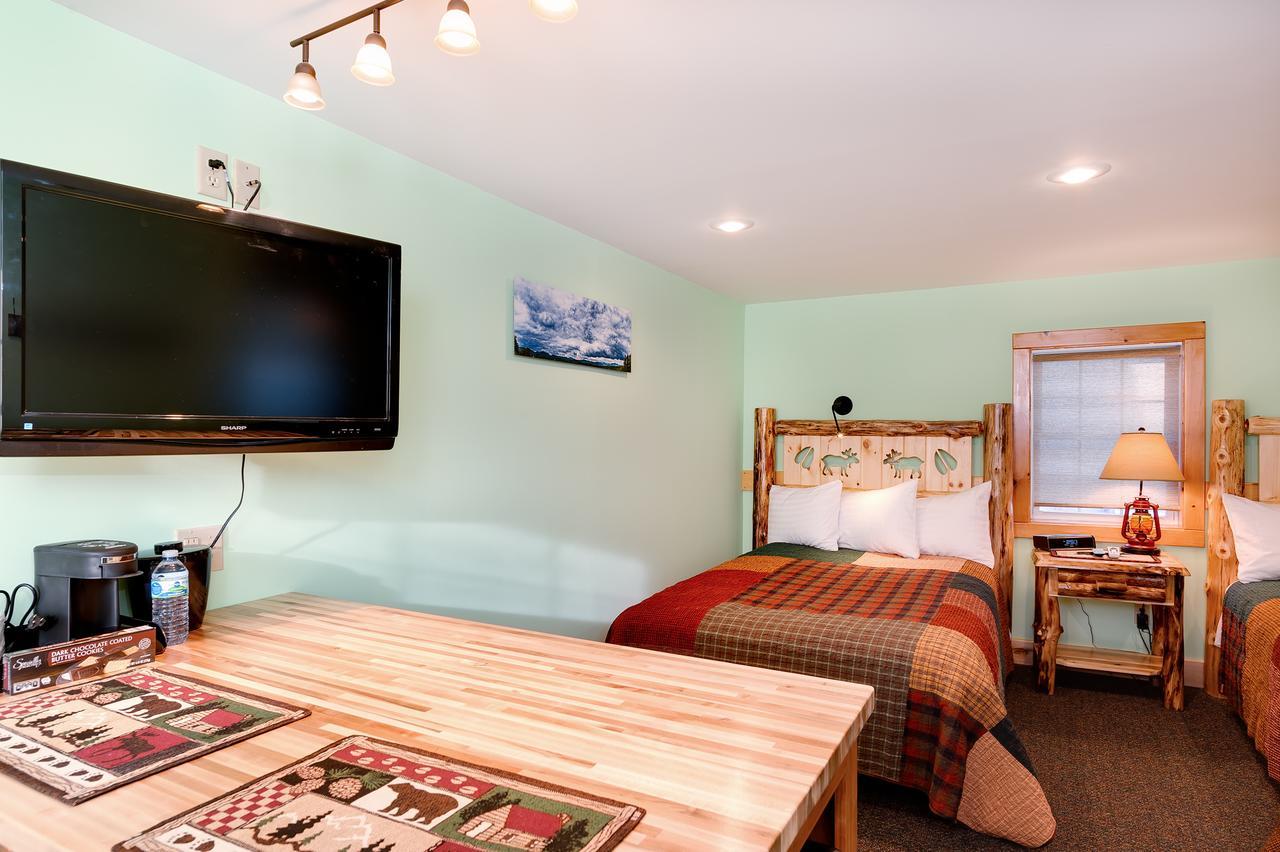 Cobble Mountain Lodge لايك بلاسيد المظهر الخارجي الصورة