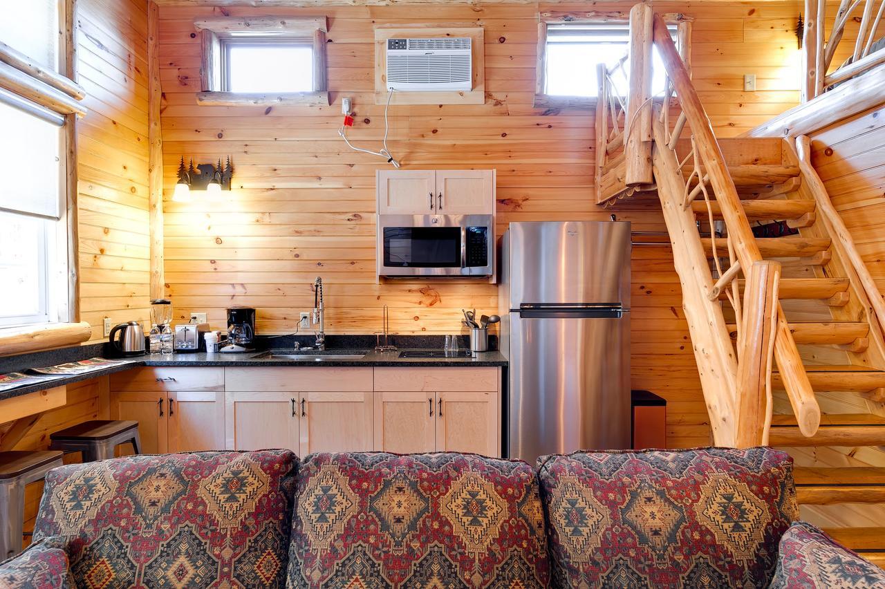 Cobble Mountain Lodge لايك بلاسيد المظهر الخارجي الصورة